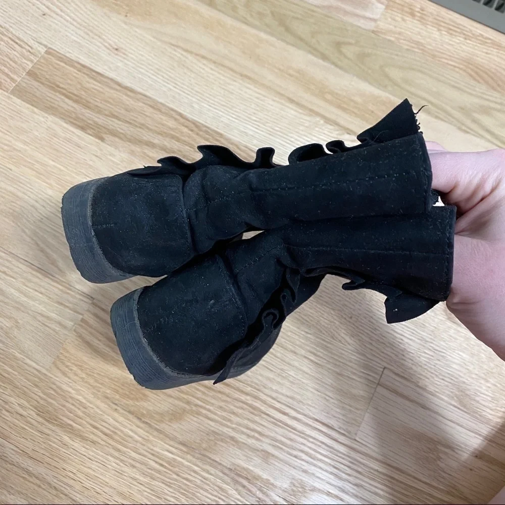 Cat & Jack Ruffle Side Calf Boots Black Sz 6 Kids Baby Toddler